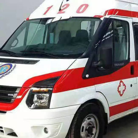 游仙非急救护送病人转院租赁救护车的优缺点对比